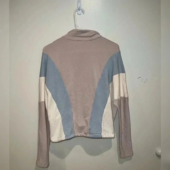 Vimmia Zip Up Jacket - Picture 2 of 4